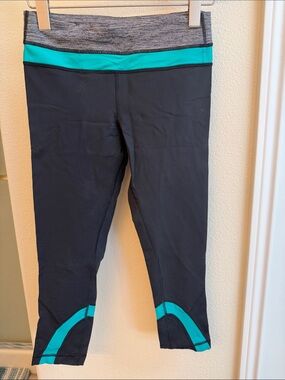 lululemon athletica Black and Teal and Heather Gray Waistband running tights
